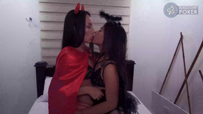 Latina Babes Isabella Cano and Melany Lopez in Cosplay Lesbian Video