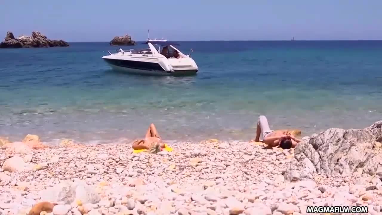 Watch German blonde fucking in Mallorca Porn Video - ePornSup.