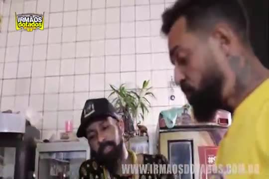 Watch Teniendo que entregar el culo, en el bar Porn Video - ePornSup.