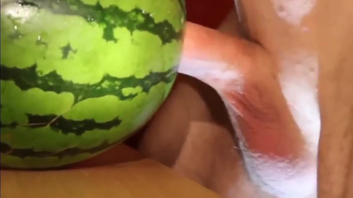 Watch fruit fuck and self swallow - the best comes after cumming Porn Video - ePornSup.