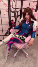 Super cute Dva Cosplay Overwatch blowjob POV