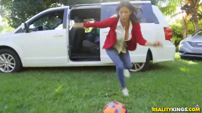 Alexis the soccer mom