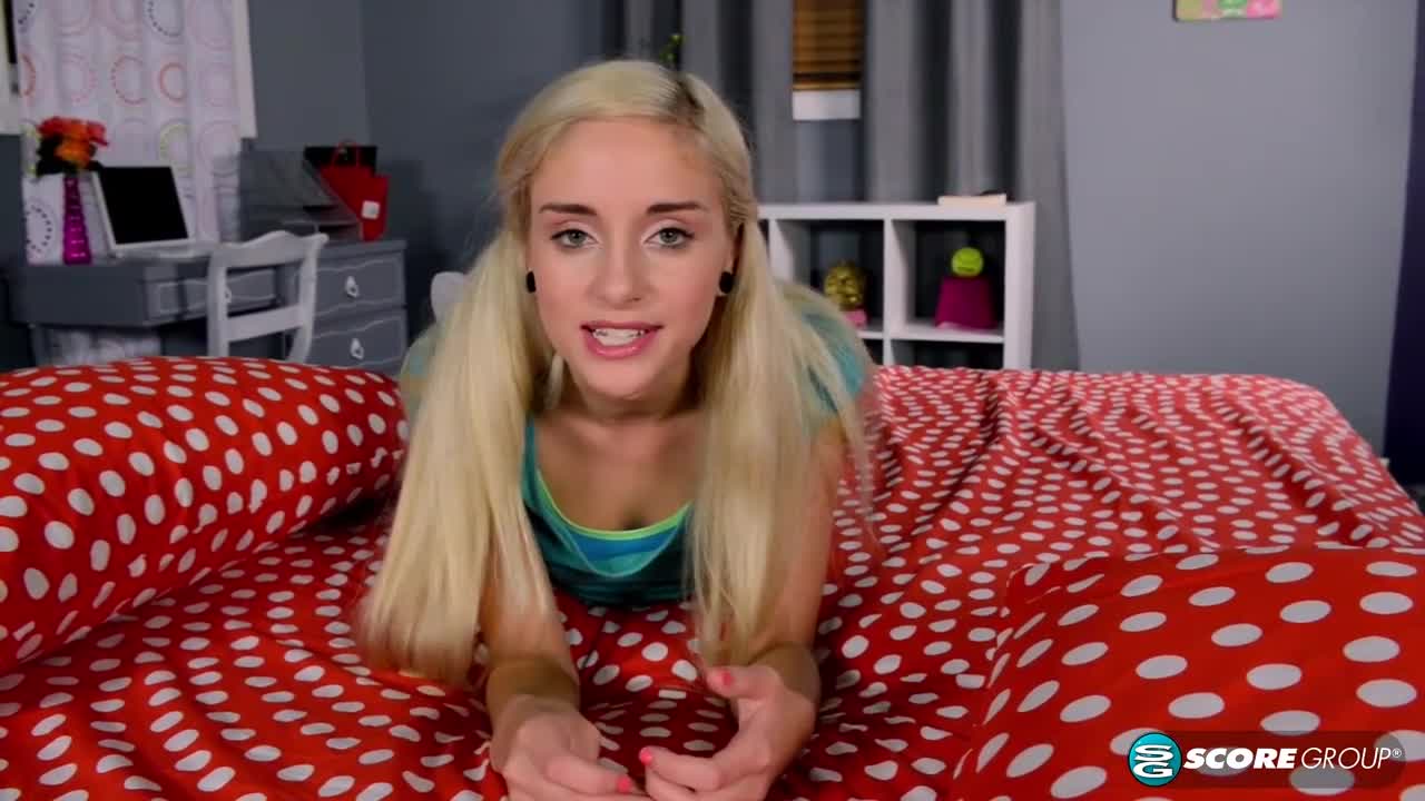 Watch An interview with Naomi Woods Porn Video - ePornSup.