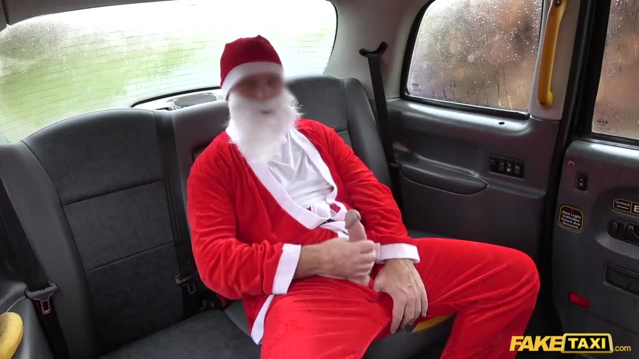 Watch Santa ass fucks two elves in a taxi Porn Video - ePornSup.