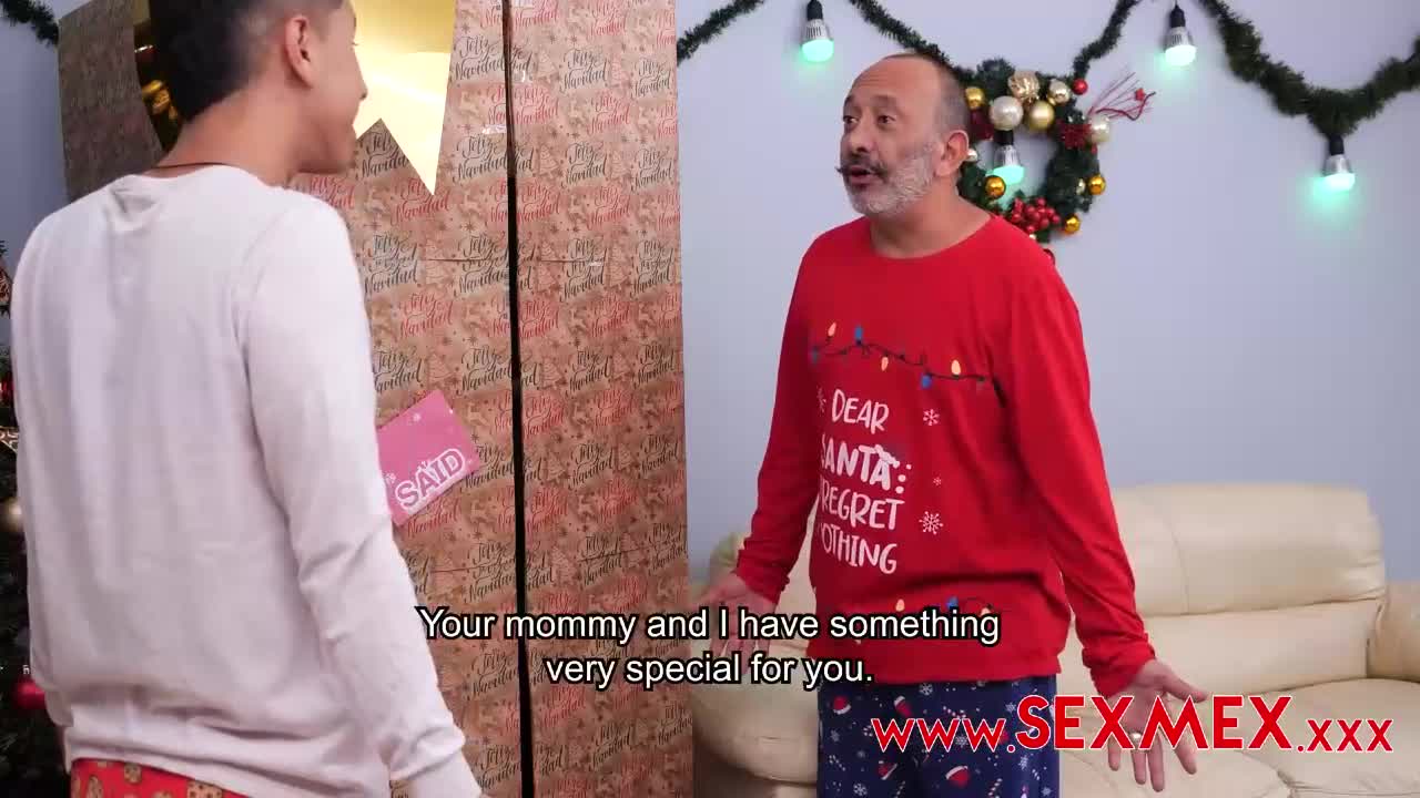 Watch Kari Cachonda - Christimas Special - Christimas Present . Kari Cachonda Porn Video - ePornSup.